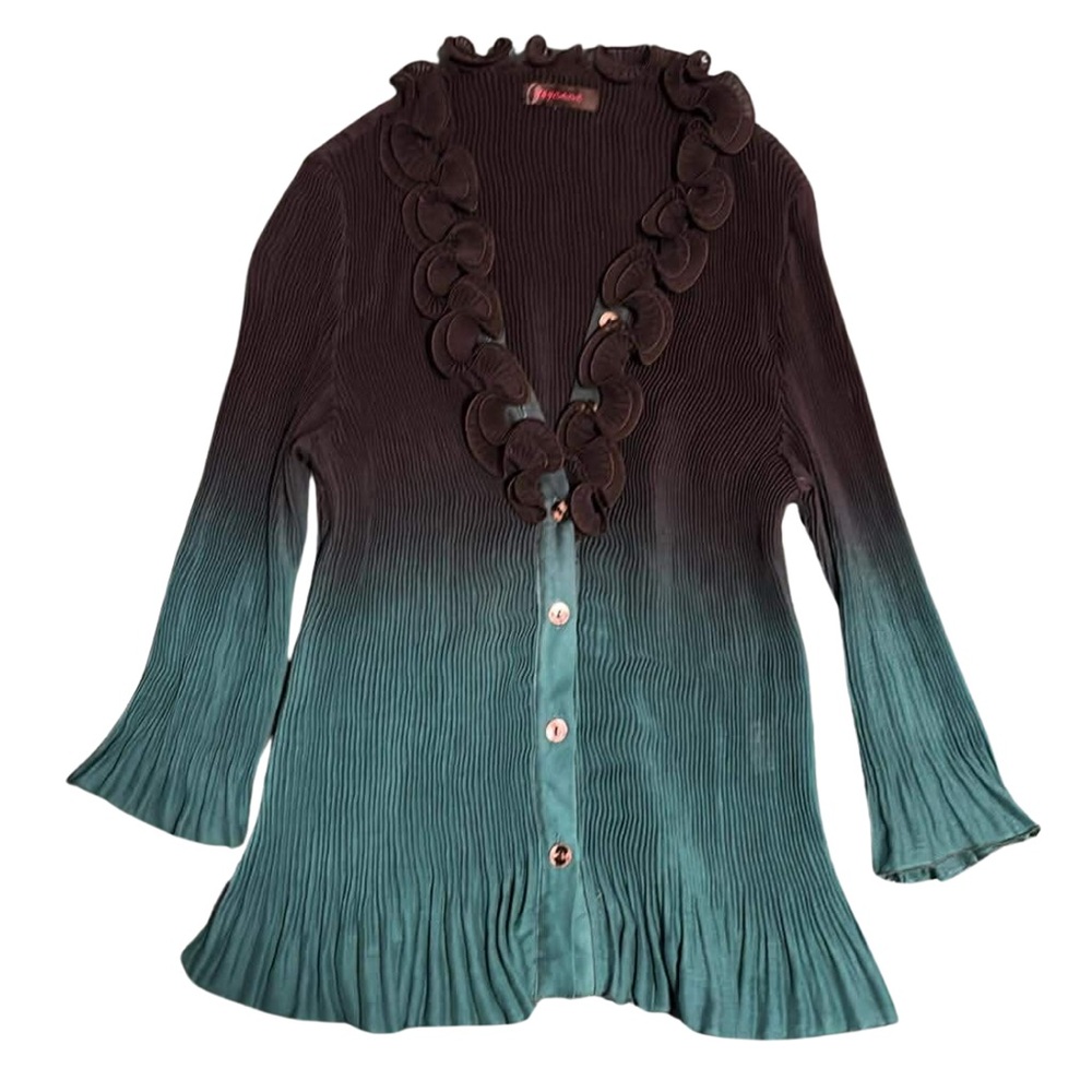Ruffled Pleated Ombre Cardigan - Picture 3 of 5